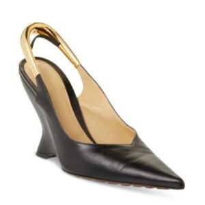 Bottega Veneta Women's Black Mixed Media Gold Tone Slingback l Size 36.5 l NWOB